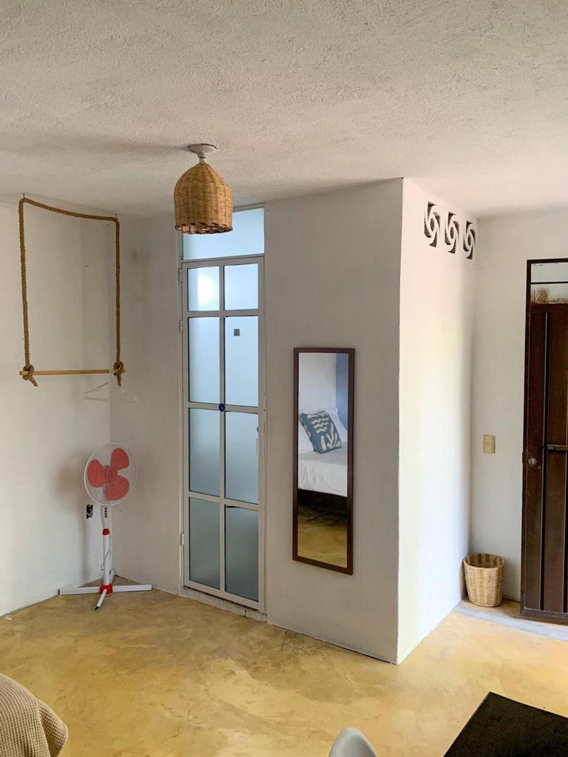 פוארטו אסקונדידו La Punta Beach House חדר תמונה